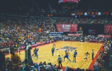 【体彩网】雷迪克赞叹勒布朗·詹姆斯竞技耐力，传奇表现超越时代极限