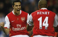 江苏体彩网：英超焦点对决，切尔西与埃弗顿的战术较量与专家比分前瞻