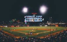 【中国体彩网】字母哥坦言伤势极限，比赛最后时刻体力不支，被迫退出赛场