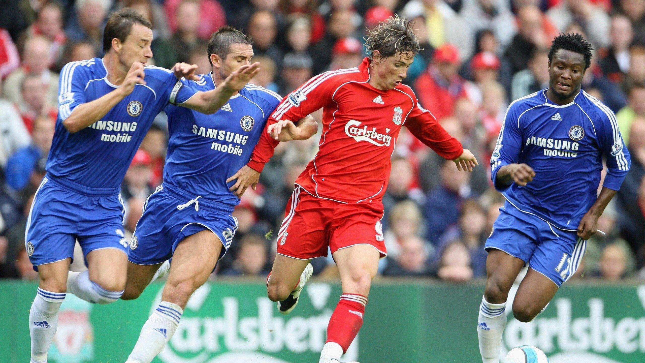 蓝黑军刺破蓝黑，劳塔罗一锤定音！国际米兰力克劲敌，风暴中守住王座